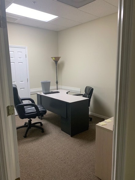 More Photos Of 9220 Bonita Beach Rd, Bonita Springs Medical For Lease