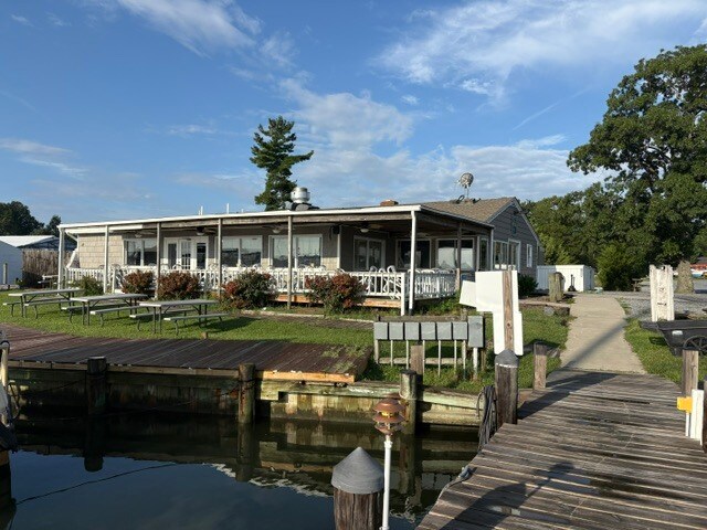 More Photos Of 255 Lore Rd, Solomons Hotel For Lease