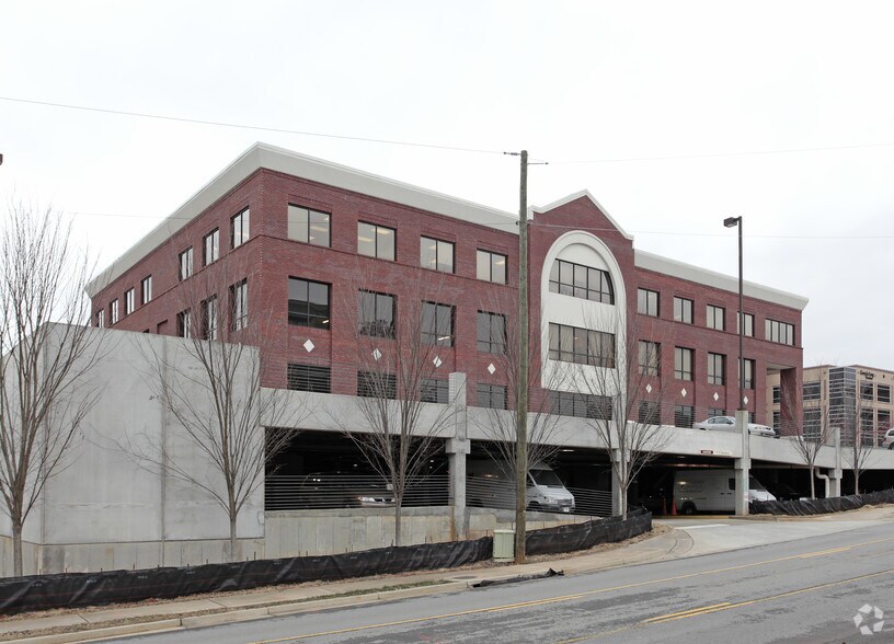 More Photos Of 355 Tower Rd, Marietta Medical For Lease
