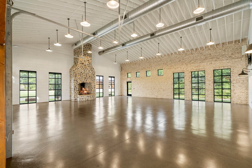 More Photos Of 19501 W 41st St, Sand Springs Specialty For Sale