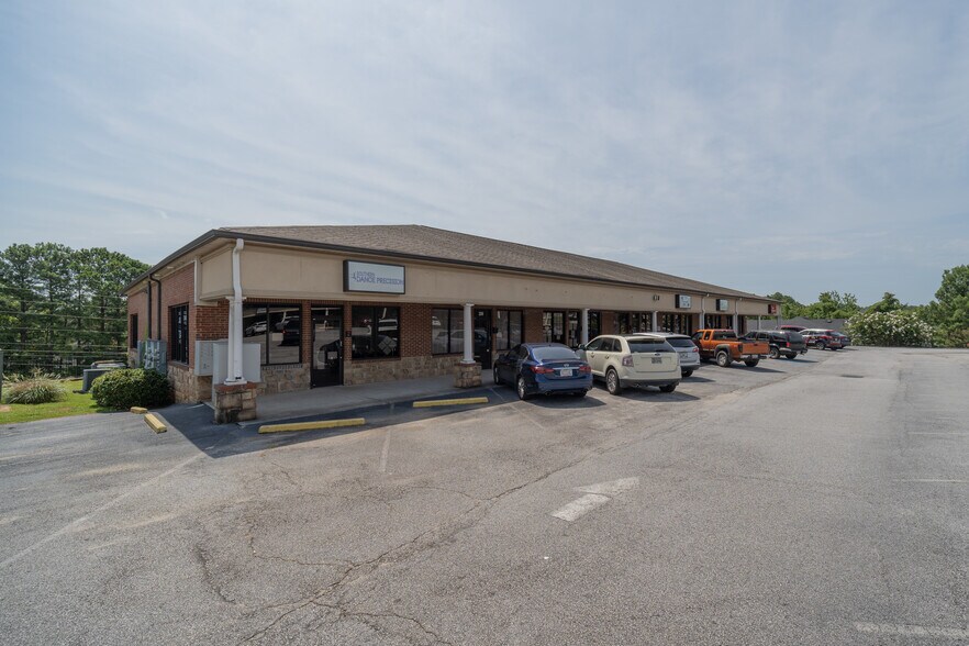 More Photos Of 125 Commons Way, Villa Rica Office For Lease