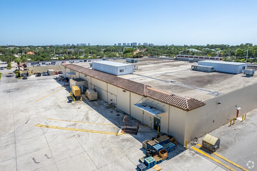 More Photos Of 11140-11232 Tamiami Trl N, Naples Unknown For Lease