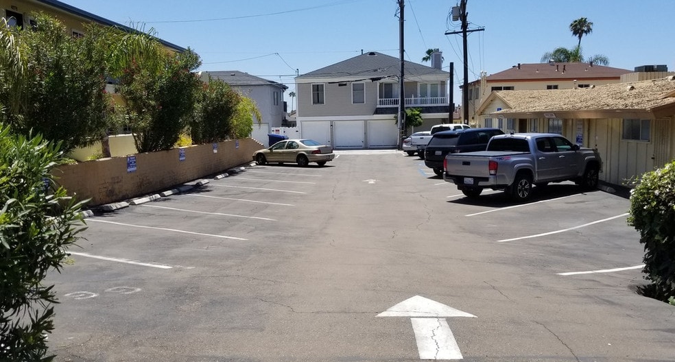 More Photos Of 4747 Mission Blvd, San Diego Medical For Lease