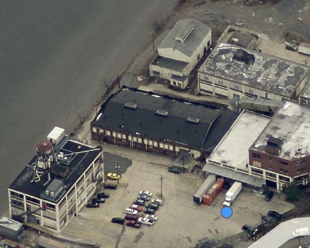 Primary Photo Of 29-43 Riverside Ave, Newark Warehouse For Lease