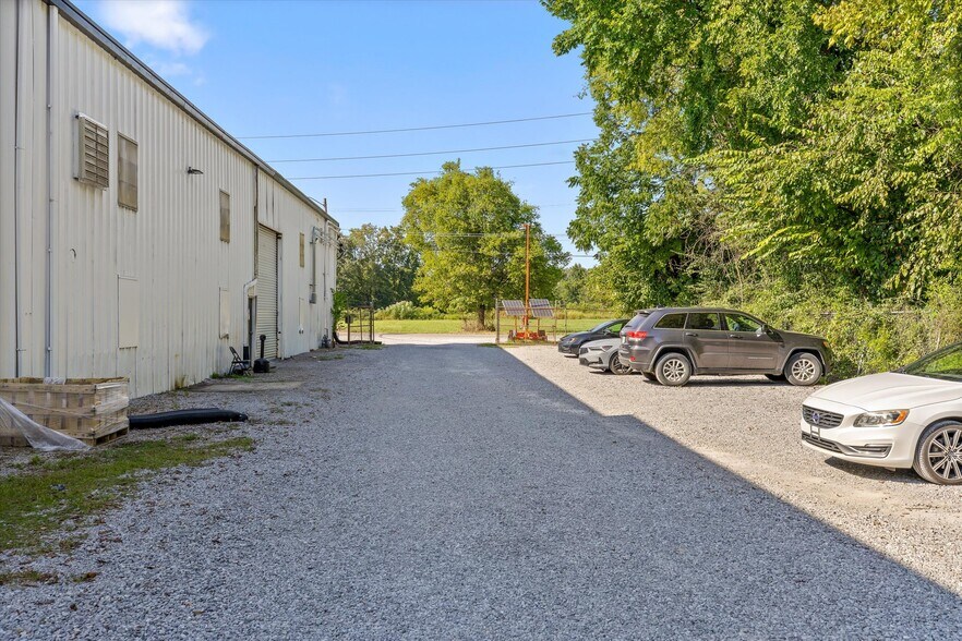 More Photos Of 1410 Workman Rd, Chattanooga Manufacturing For Lease