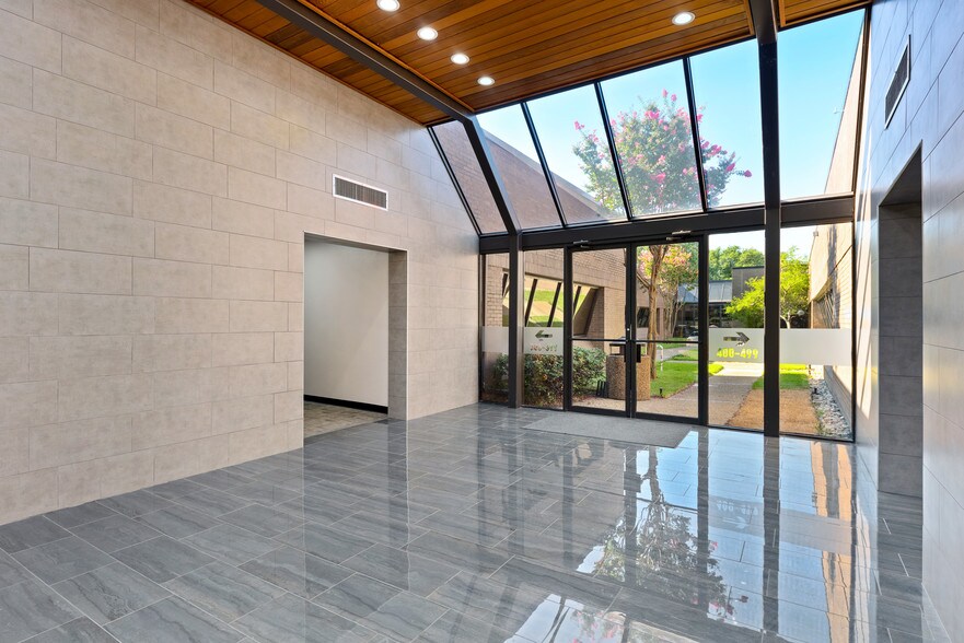 More Photos Of 1701-1801 Gateway Blvd, Richardson Office For Lease