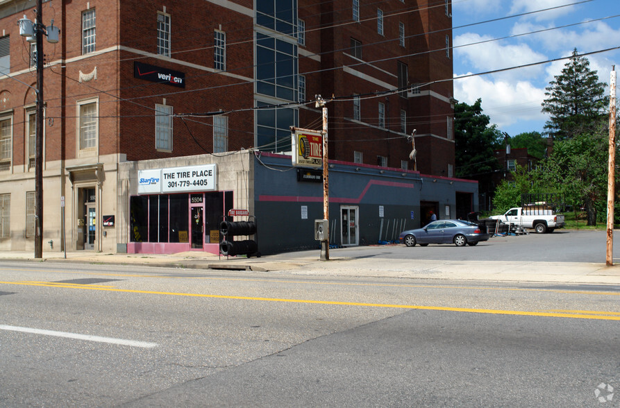 Primary Photo Of 5504 Baltimore Ave, Hyattsville Auto Repair For Lease