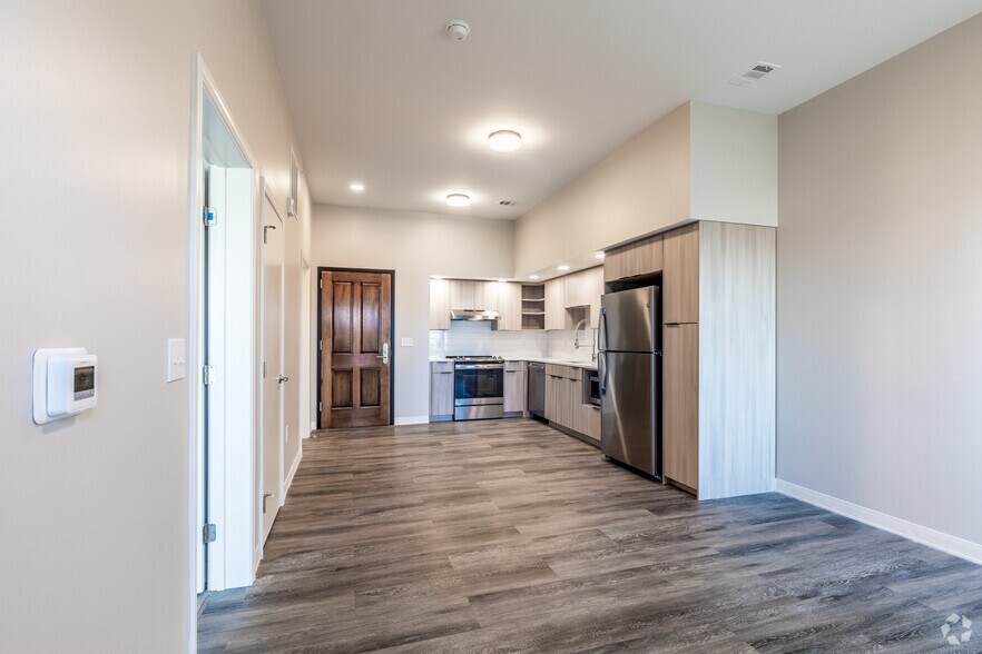 More Photos Of 1901 Vine St, Kansas City Multifamily For Sale