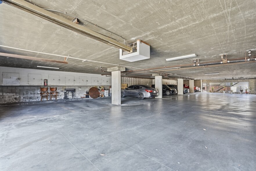 More Photos Of 635 W 15th St, San Pedro Apartments For Sale