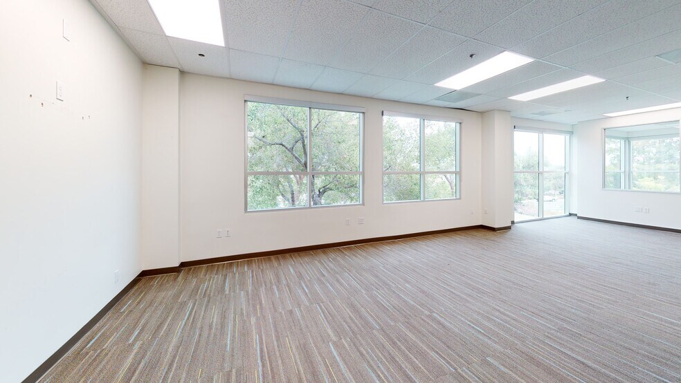 More Photos Of 1535 Rancho Conejo Blvd, Thousand Oaks Unknown For Lease