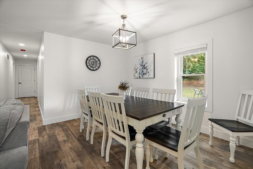 More Photos Of 3943 N Skookum Rd, Luther Hotel For Sale