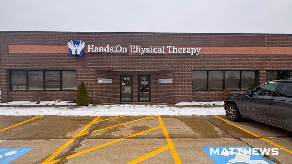 Primary Photo Of 8818-8836 Tyler Blvd, Mentor Light Manufacturing For Lease