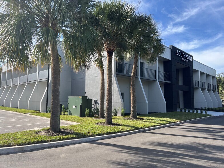 More Photos Of 4110 Southpoint Blvd, Jacksonville Coworking Space