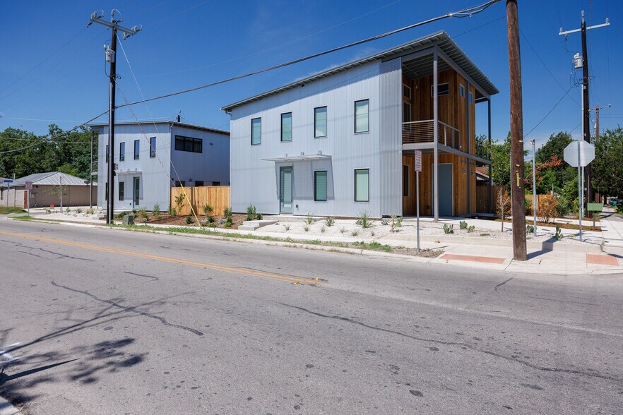 More Photos Of 1103-1107 S Cherry & 135 Louisiana, & 634 Delaware St, San Antonio Multifamily For Sale