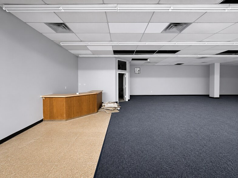 More Photos Of 5132 Park Heights Ave, Baltimore Storefront Retail Office For Sale