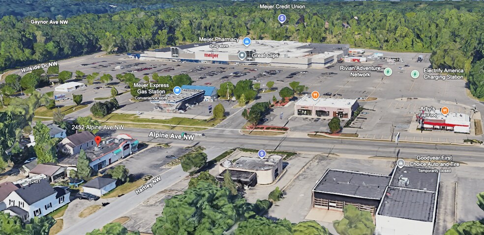 More Photos Of 2452 Alpine Ave NW, Walker General Retail For Lease