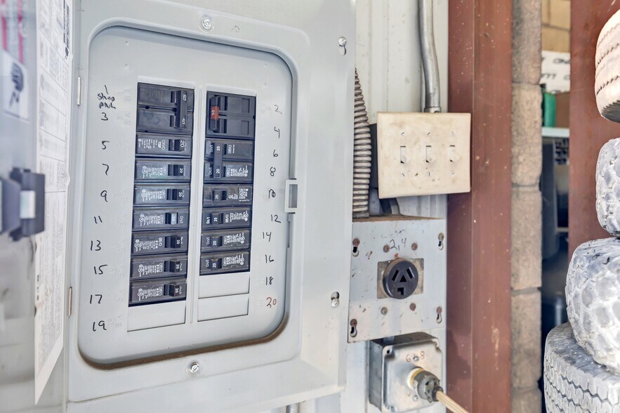 More Photos Of 2365 Main St, Chula Vista Contractor Storage Yard For Lease