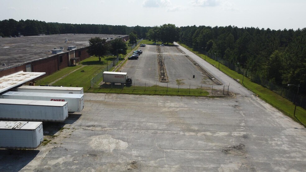 More Photos Of 4730 Ninety Six Hwy, Ninety Six Distribution For Sale