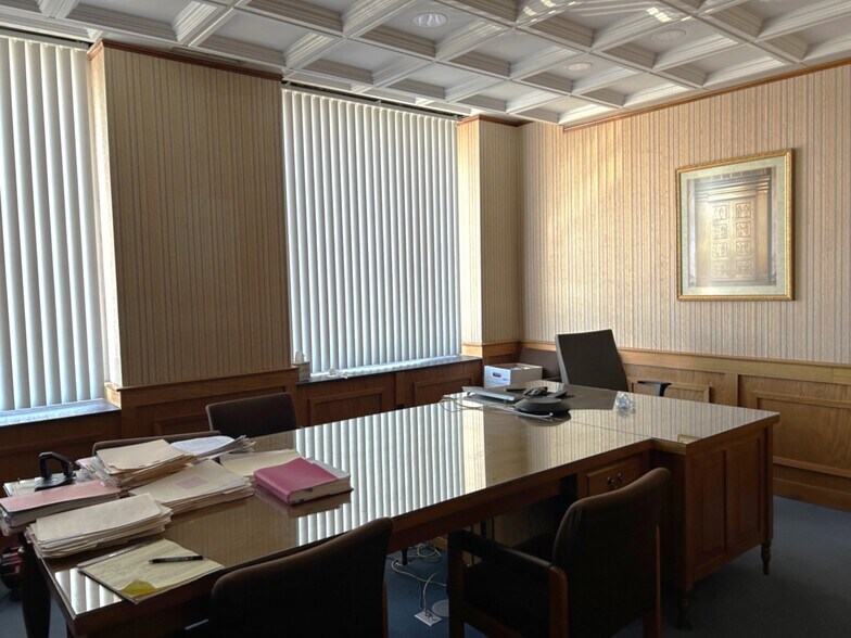 More Photos Of 116 NW Columbia Ave, Lake City Office For Sale