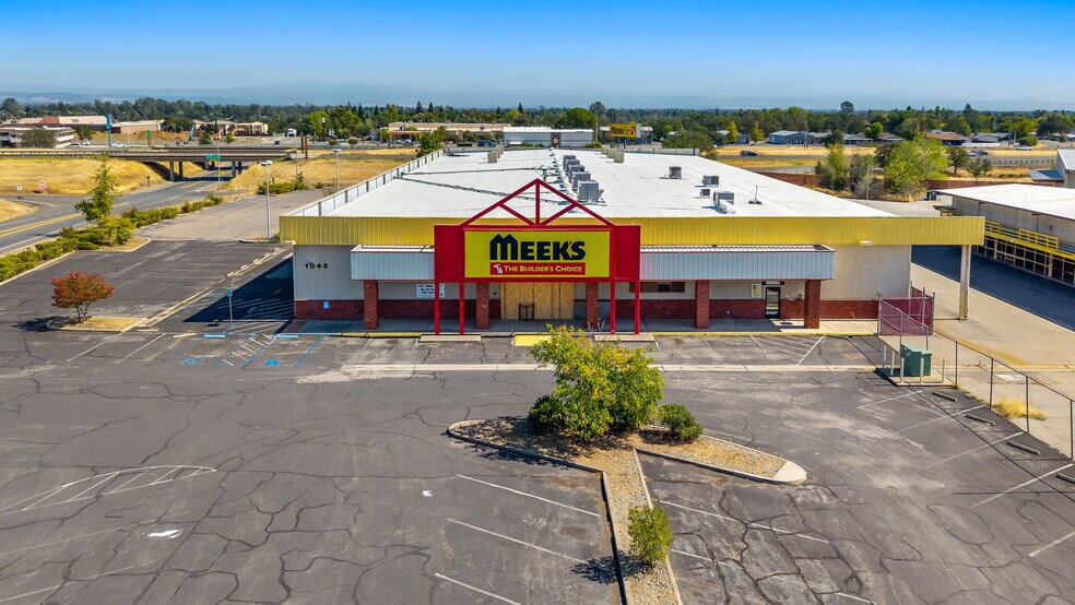 More Photos Of 1046 Twin View Blvd, Redding Industrial For Lease