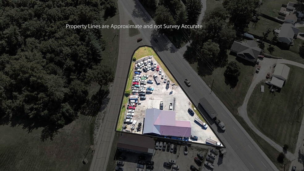 More Photos Of 888 Commercial Blvd, Herculaneum Warehouse For Sale