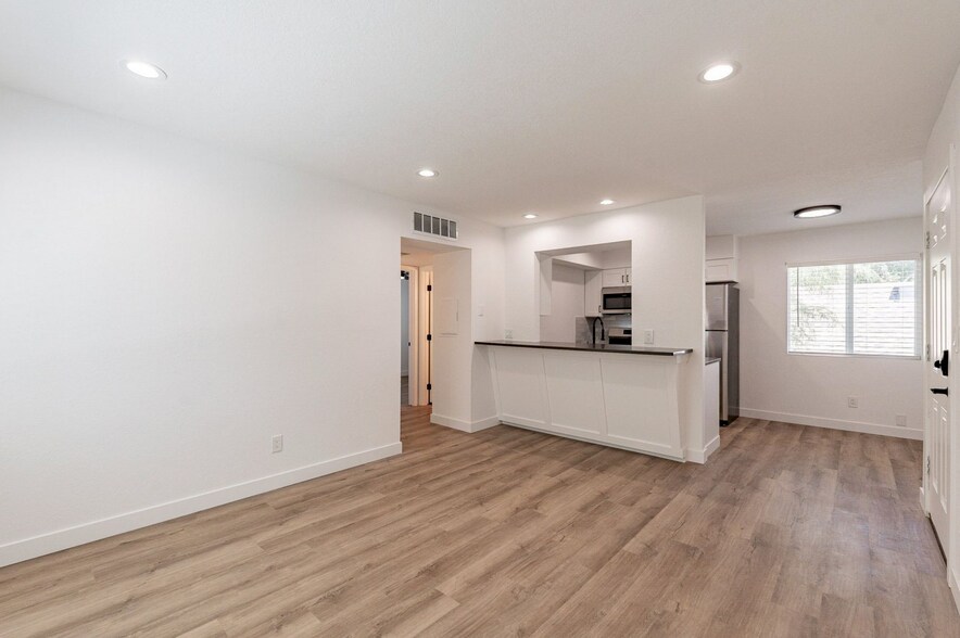 More Photos Of 806 E 10th St, Tucson Multifamily For Sale