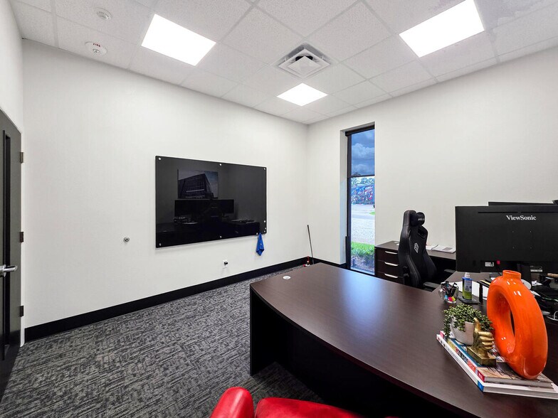 More Photos Of 3410 I-10 W, Orange Office For Sale