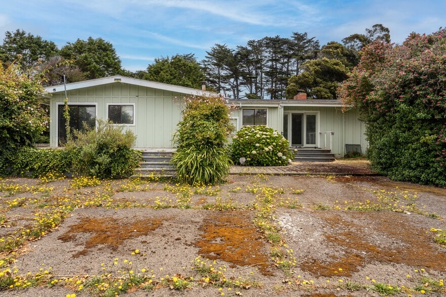 More Photos Of 23800 N Highway 1, Fort Bragg Apartments For Sale