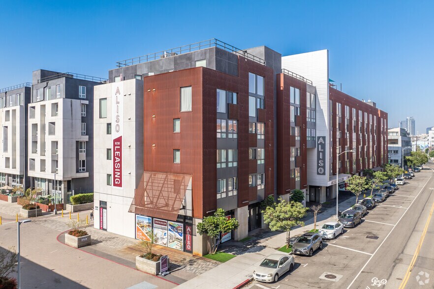 Primary Photo Of 899 Traction Ave, Los Angeles Apartments For Lease