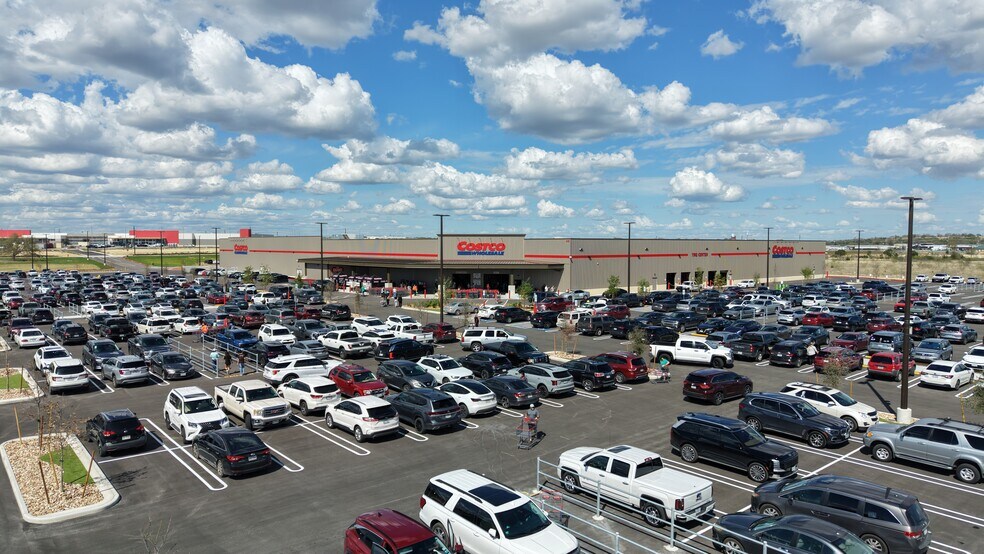 More Photos Of 595 Highway 183, Liberty Hill Land For Lease