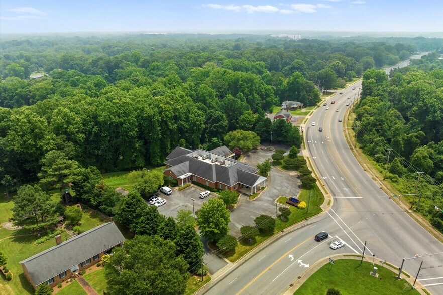 More Photos Of 1146 N New Hope Rd, Gastonia Medical For Sale