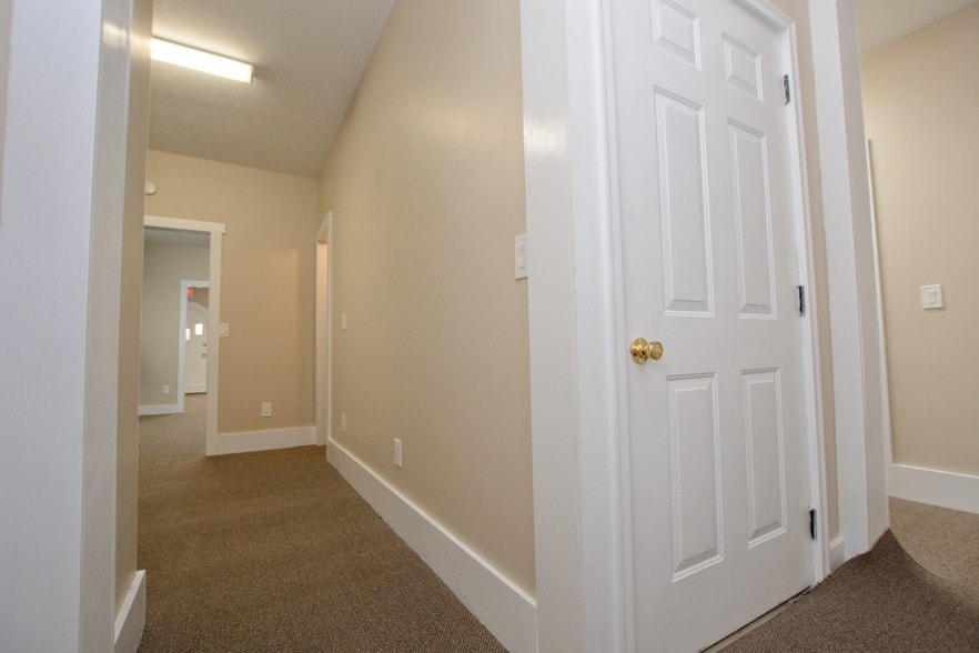 More Photos Of 401 Bankhead Hwy, Carrollton Office For Lease