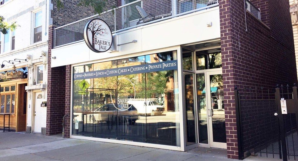 Primary Photo Of 2127 W Division St, Chicago Restaurant For Lease