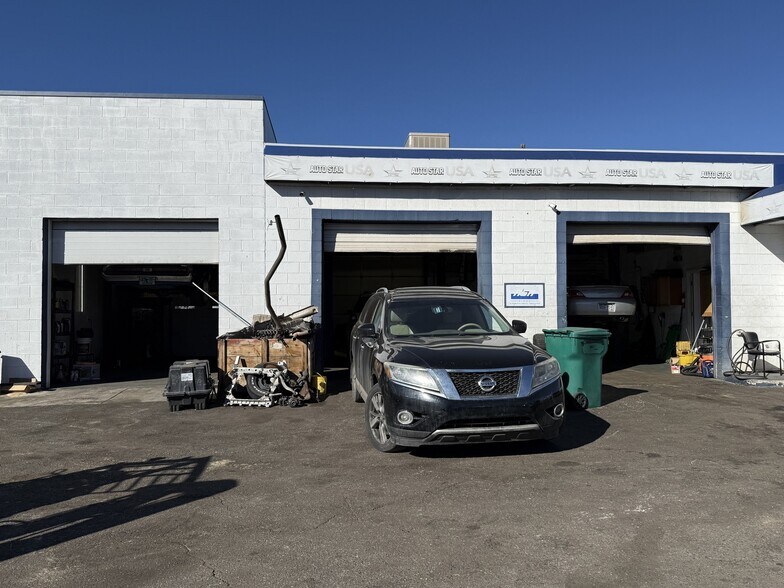 More Photos Of 395 Sheridan Blvd, Lakewood Auto Repair For Sale