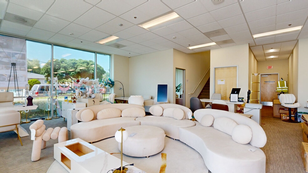 More Photos Of 959 E 3rd St, Corona Warehouse For Sale