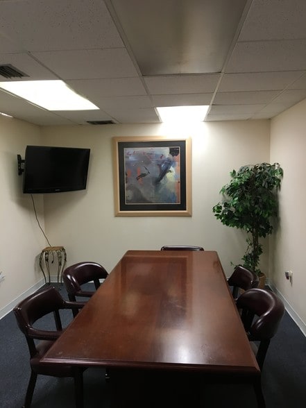 More Photos Of 407 Lake Howell Rd, Maitland Medical For Sale