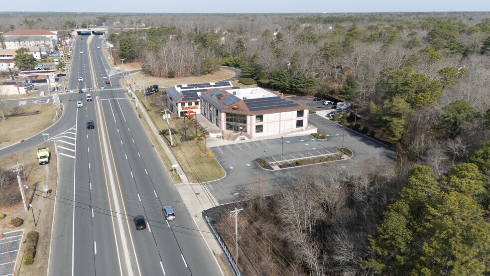 More Photos Of 219 E White Horse Pike, Galloway Health Club For Sale