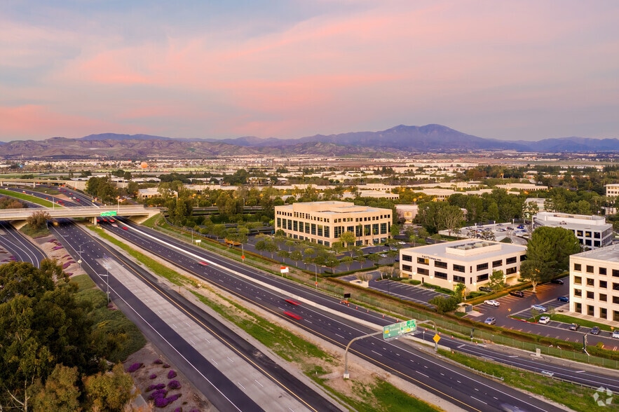 More Photos Of 114 Pacifica, Irvine Medical For Lease