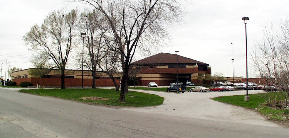 More Photos Of 3229 Broadway St, Gary Office For Lease