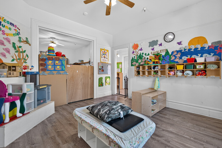 More Photos Of 530 N Cloverdale Blvd, Cloverdale Specialty For Sale