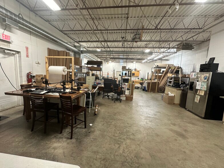 More Photos Of 1285 114th Ave NW, Minneapolis Warehouse For Lease