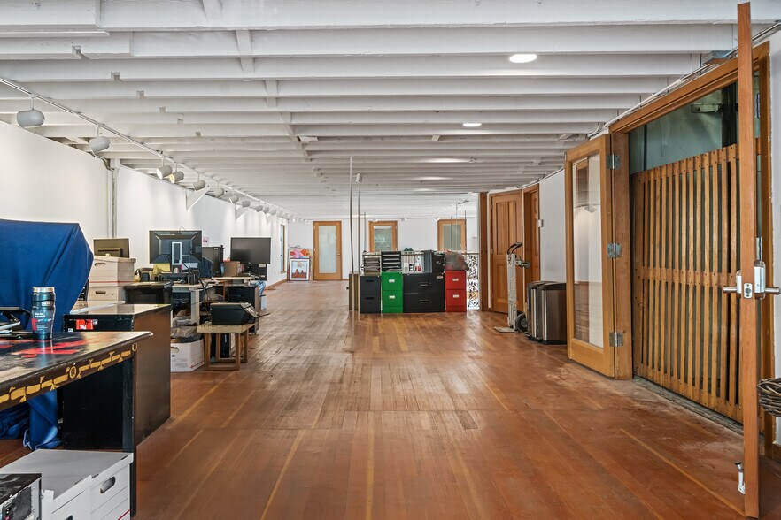 More Photos Of 443 Tehama St, San Francisco Loft Creative Space For Sale