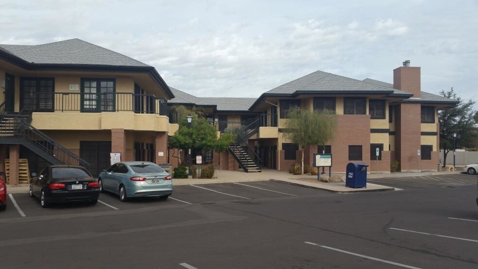 More Photos Of 2345 S Alma School Rd, Mesa Office For Lease