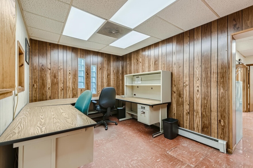 More Photos Of 2950-2958 Leavitt st, Chicago Warehouse For Sale