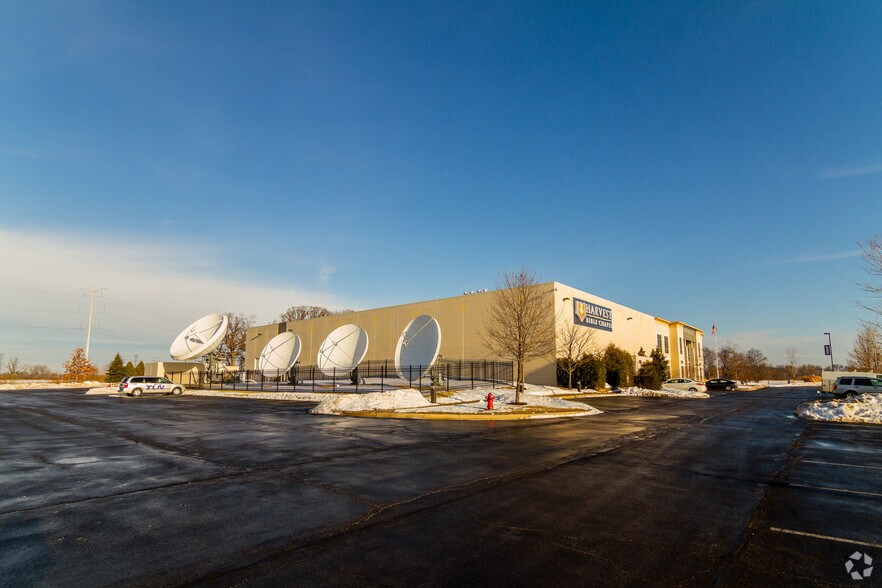 More Photos Of 2880 Vision Ct, Aurora Flex For Sale