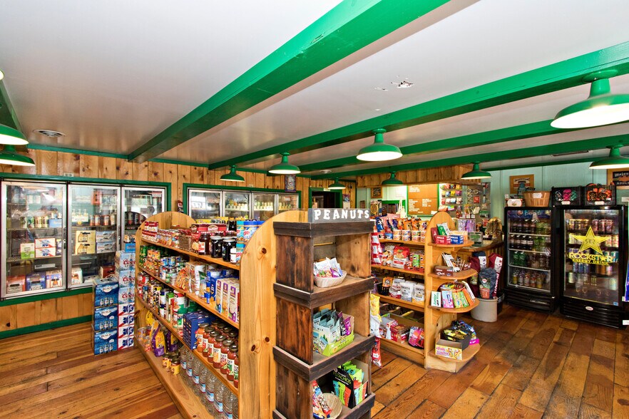 More Photos Of 18431 Hwy 410, Naches Restaurant For Sale