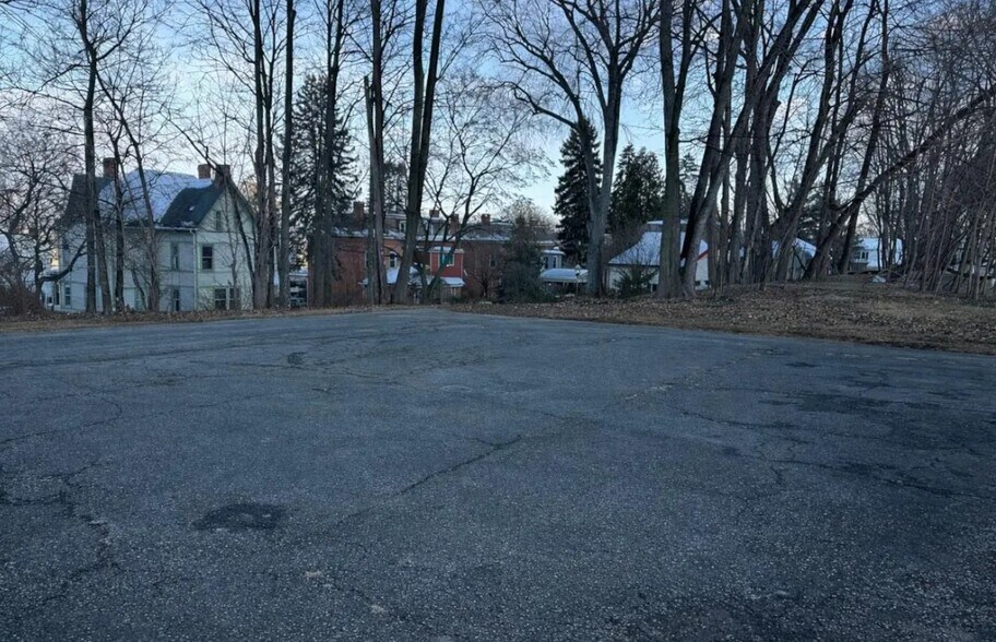 More Photos Of 1 Railroad Sq, Haverstraw Office For Sale