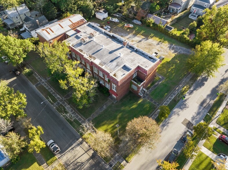 More Photos Of 1217 N Pasteur St, New Bern Specialty For Sale