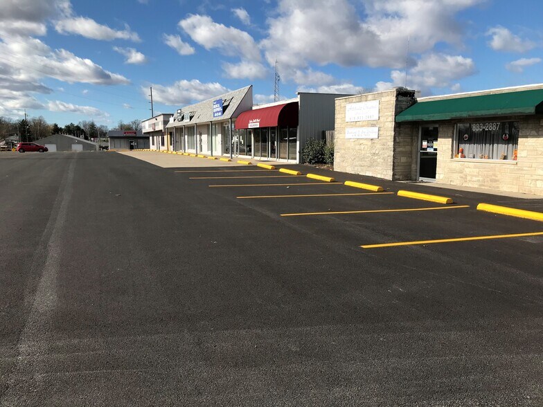 More Photos Of 515 E Vienna St, Anna Medical For Lease