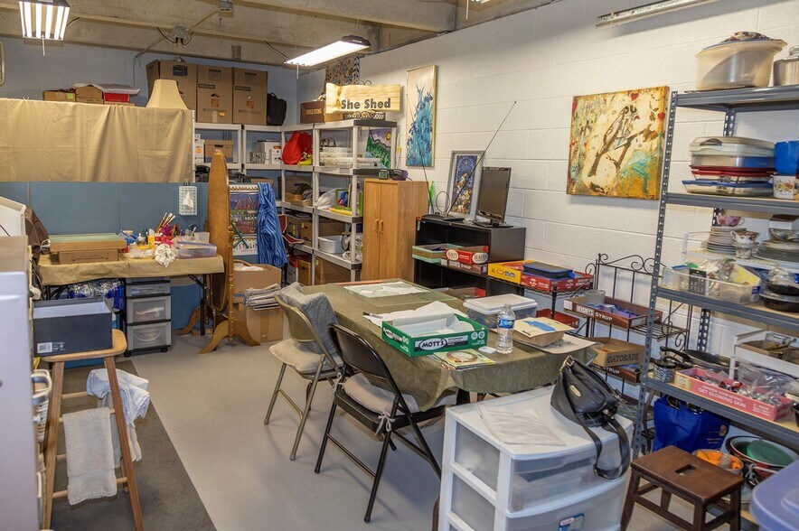 More Photos Of 9615 US Highway 85 N, Littleton Warehouse For Lease